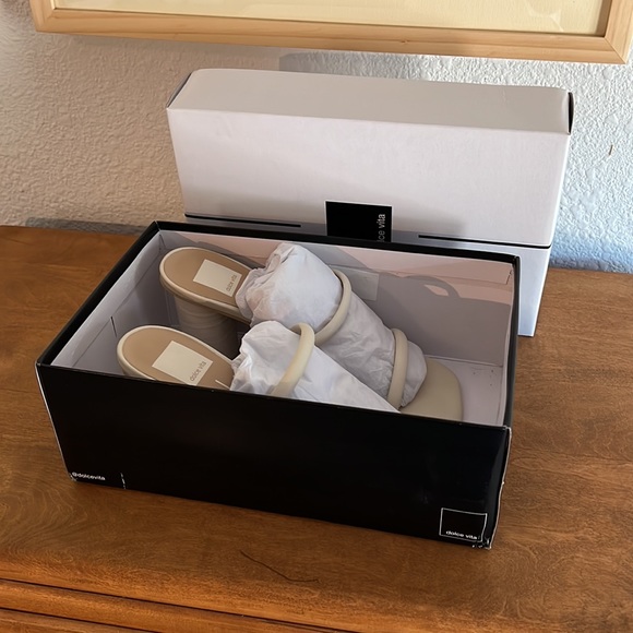 Dolce Vita Ivory Stella Heels - Picture 6 of 7